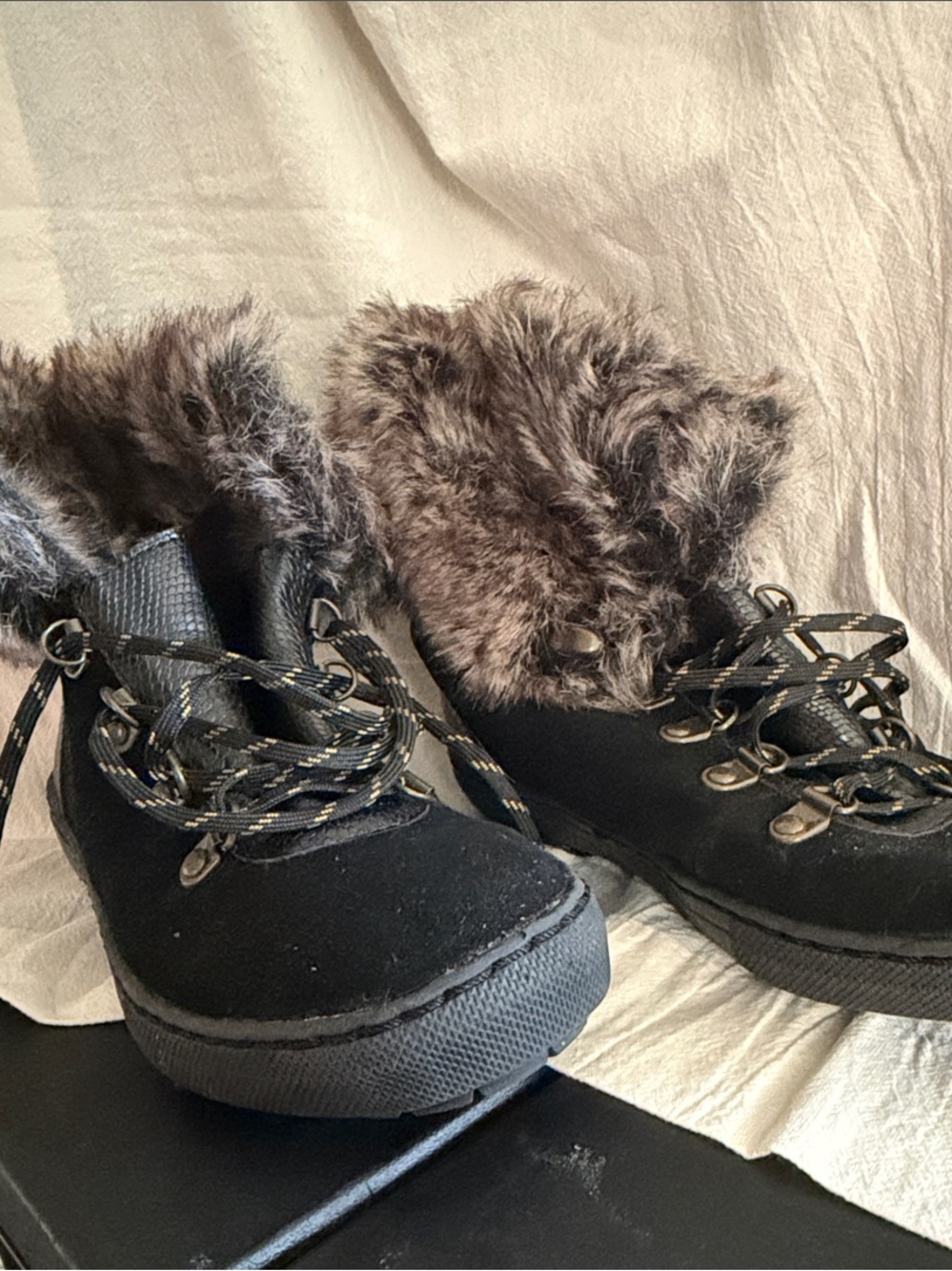 Sporto “Darla” Black Faux-Fur Cuff Lace-Up Winter Boots